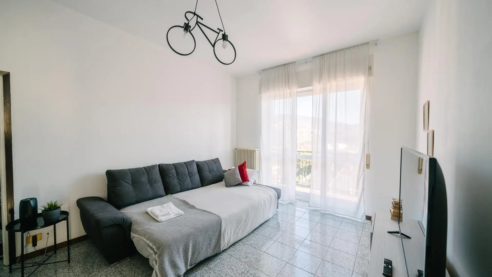 Como Bike & Family Apartment