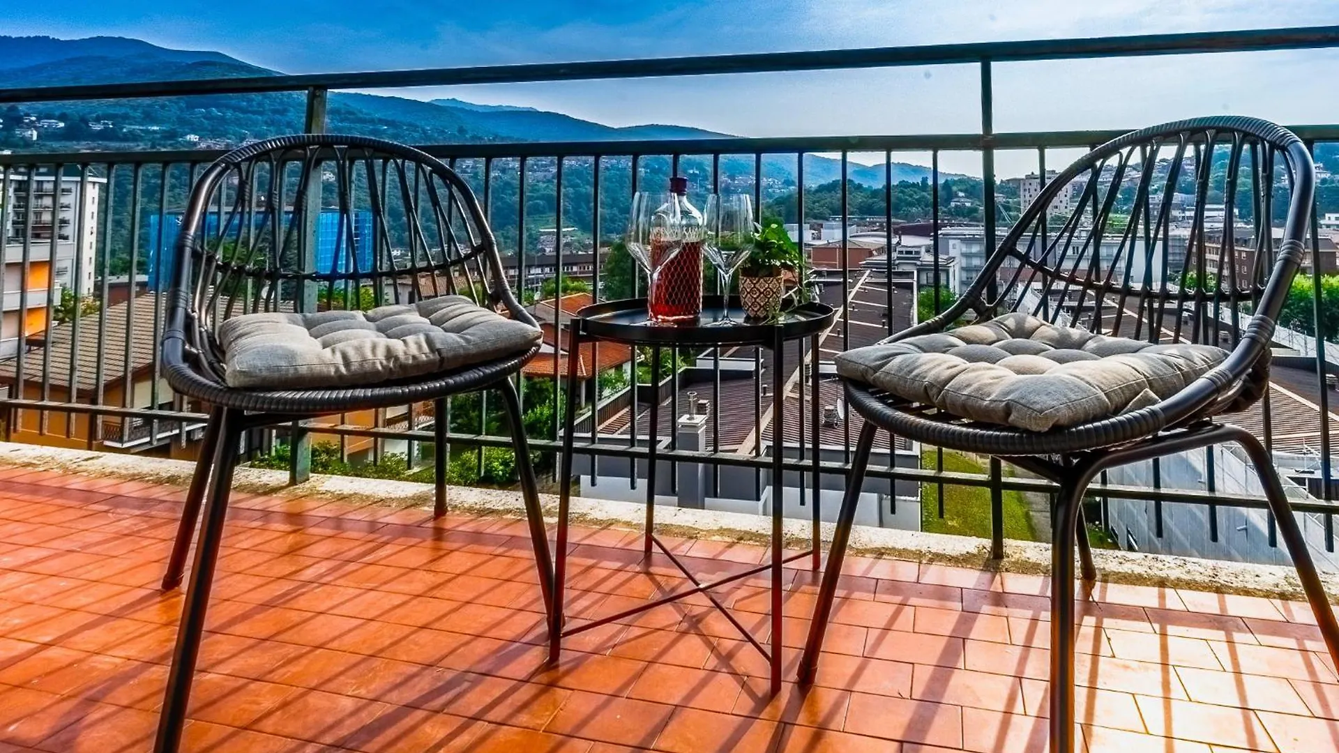 Como Bike & Family Apartment Italy
